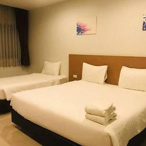 Crystal Suites Suvarnbhumi Airport